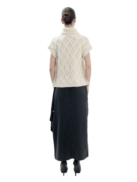 HANDMADE KNITTED VEST